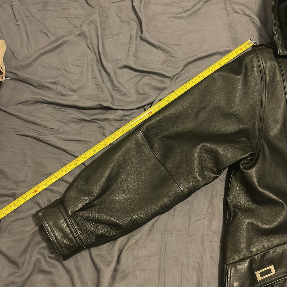 Genuine leather jacket - Picture 9 of 12